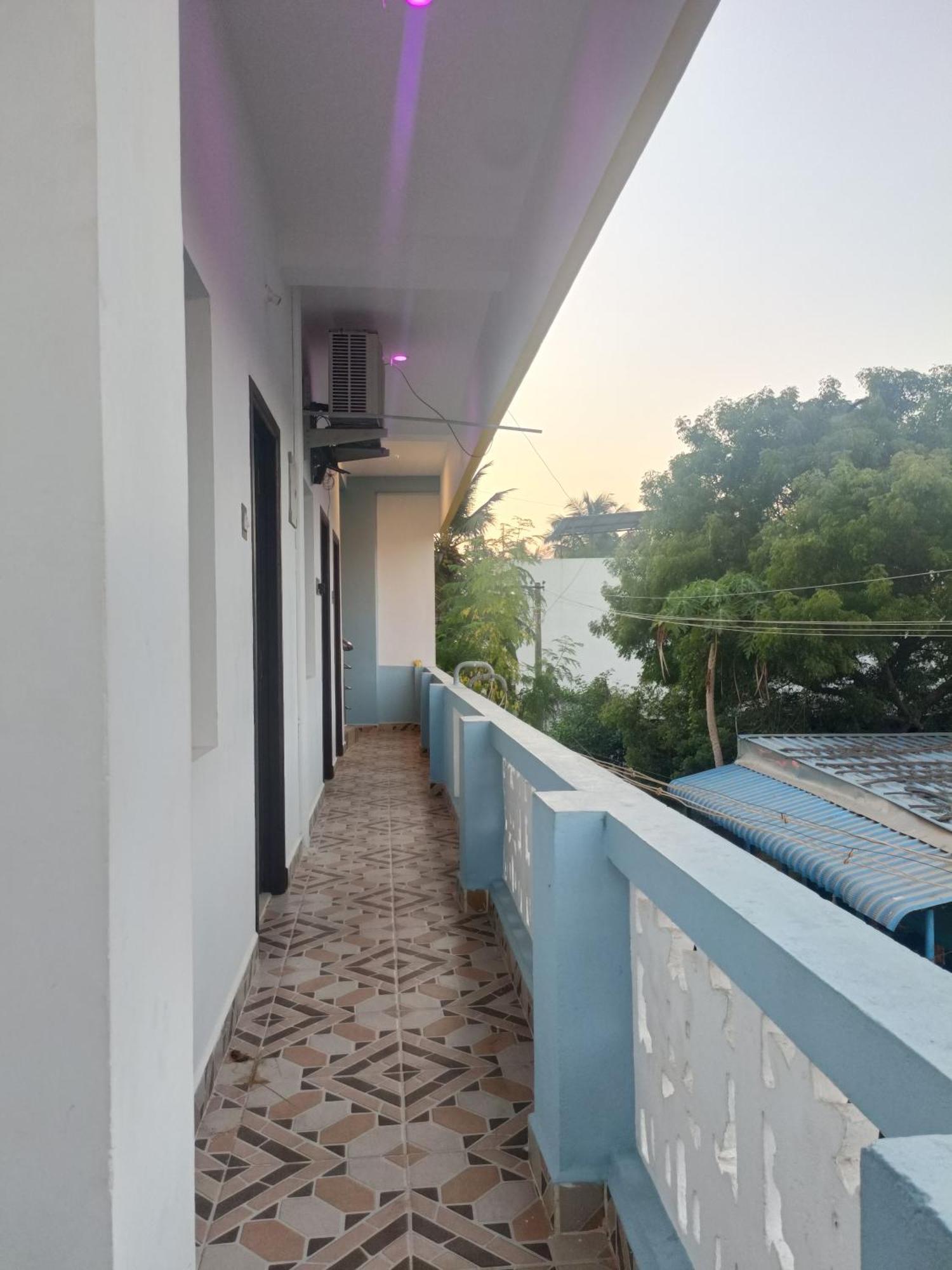 La Starlight Stay Pondicherry Dış mekan fotoğraf